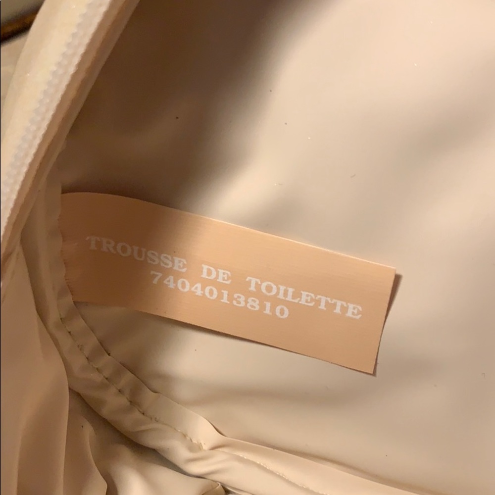 DIOR Round Pouch❣️ - Picture 5 of 6